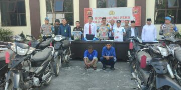 Konferensi Pers Polres Aceh Tengah Berhasil Mengungkap Kasus Pencurian 12 Unit Sepeda Motor