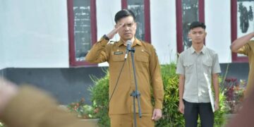 Pimpin Apel Pagi, Pj. Sekda Khairmansyah Ajak Pemerintah Kampung Untuk Tetap Prima