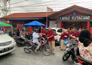 Semarak Ramadhan Dan Peringatan HBP Ke-60, Lapas Kutacane Berbagi Takjil