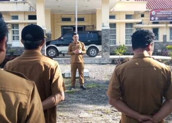 Pimpin Apel Pagi, Pj. Sekda Khairmansyah Minta Kesbangpol Jalankan Tufoksi Dengan Penuh Tanggungjawab