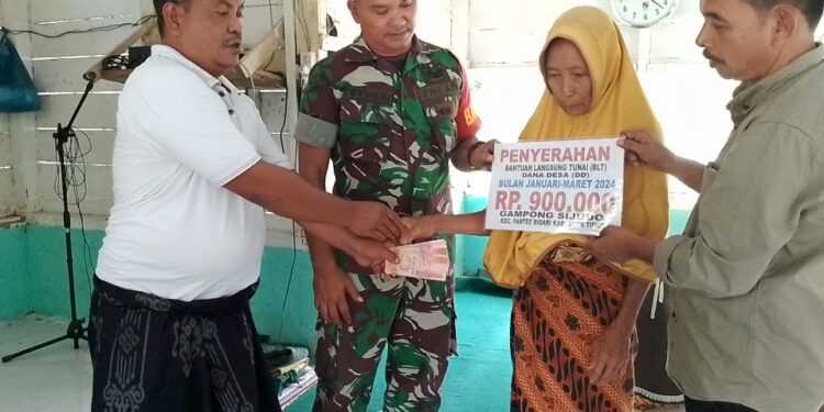 Masyarakat Sijudo Bahagia, Geuchik Abidin Bagikan BLT- DD 3 Bulan Langsung
