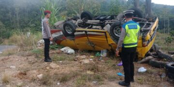 Diduga Tidak Mengetahui Medan, Satu Unit Minibus Alami Kecelakaan Di Bener Meriah
