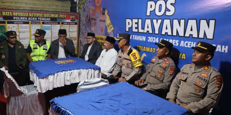 Kapolres Aceh Tengah Bersama Forkopimda Cek Pos Pam Dan Pos Yan Di Malam takbiran