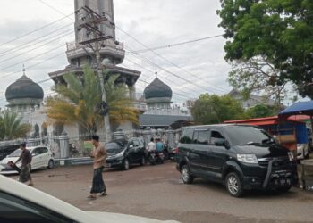 Shalat Idul Fitri 1 syawal 1445 H di Masjid Besar Bujang Salim Dewantara Aceh Utara