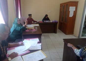 Hari Kedua Proses Bantuan Biaya Pendidikan, Kantor MPK Aceh Singkil Ramai Di Datangi Mahasiswa 