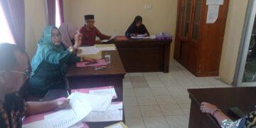 Hari Kedua Proses Bantuan Biaya Pendidikan, Kantor MPK Aceh Singkil Ramai Di Datangi Mahasiswa 