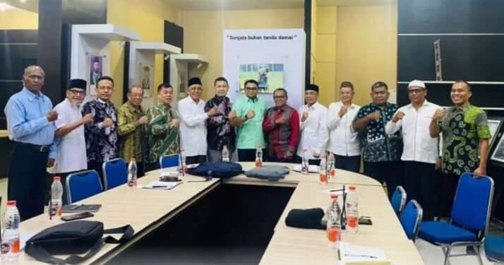 FKUB Aceh Bersilaturahmi Ke Kesbangpol Aceh