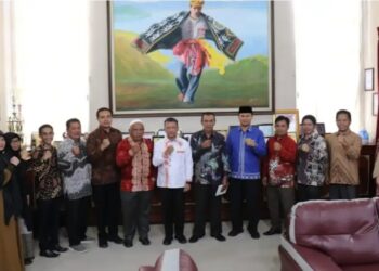 Berbenah, Pj Bupati Aceh Tengah T Mirzuan Sambut Audiensi Yayasan UGP