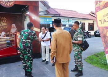 Dandim 0104/Aceh Timur Hadiri Pembukaan Bazar TNI Serentak Secara Vidcon Dalam Rangka Hari Raya Idul Fitri 1445 H di Kota Langsa