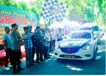 Pj.Walikota Lepas Tiga Mobil Hiace Mudik Gratis Idul Fitri 1445 Hijriah