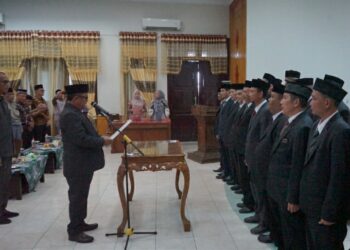 LANTIK DAN KUKUHKAN PENGURUS MPD, INI PESAN PJ. BUPATI ASRA