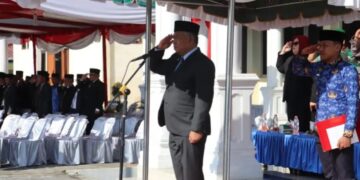 Sekda Aceh Tengah Subhandhy Pimpin Upacara Peringatan Hari OTDA Ke-XXVIII