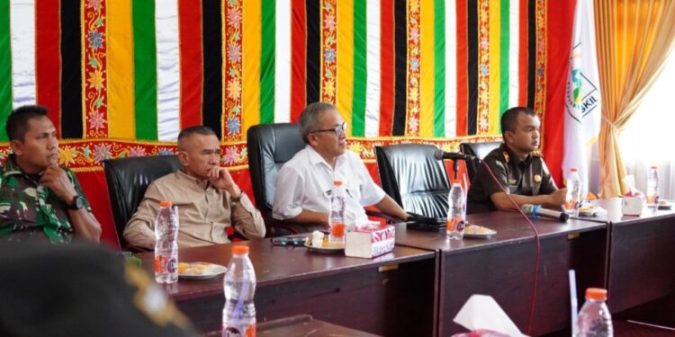 Pj Bupati Aceh Singkil Azmi Ajak Perusahaan Pemilik HGU Kembali Manfaatkan Dermaga CPO