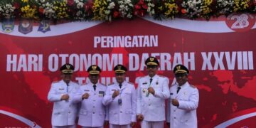Pj. Bupati Aceh Tengah Hadiri Upacara Peringatan Hari Otonomi Daerah Ke 28 Di Kota Pahlawan