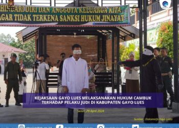 Menjadi Penyedia Judi Online, AP Warga Penggalangan Di Cambuk 17 Kali