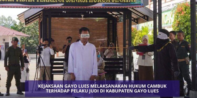 Menjadi Penyedia Judi Online, AP Warga Penggalangan Di Cambuk 17 Kali