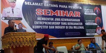 Sekda Bireuen Ibrahim Ahmad Pemateri Seminar Membentuk Jiwa Kewirausahaan Digelar Disporapar 