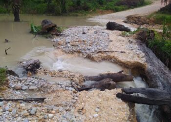 Akibat Luapan Banjir, Akses Jalan Di Kuta Baharu- Singkohor Putus