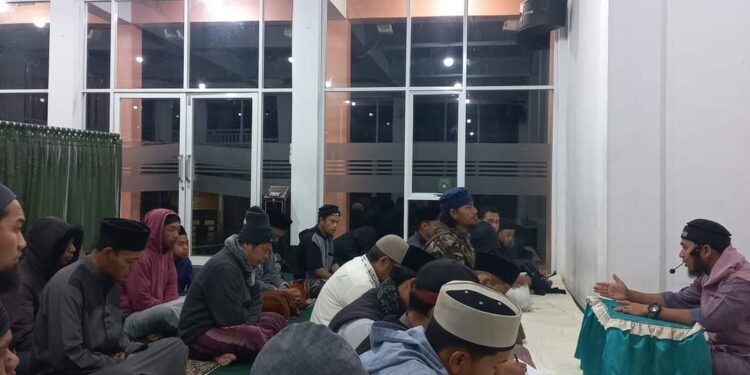 Ustazd Fajar : Pekerjaan Adalah Salah Satu Hal Terpenting Bagi Kehidupan Manusia