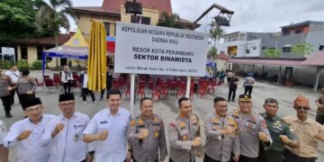 Kapolresta Pekanbaru Meresmikan Nomenklatur Polsek Tampan Menjadi Polsek Binawidya