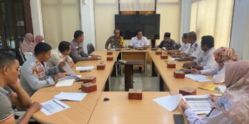 Polres Kuansing Hadiri Rapat Persiapan Keberangkatan Jemaah Haji Tahun 1445 H/2025 M