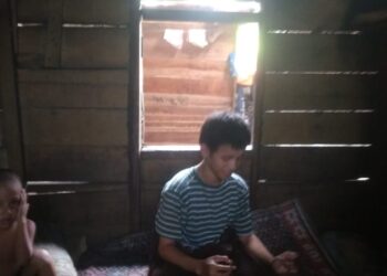 Tetesan Air Mata Seorang Ibu Kepada Anaknya Tercinta