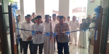 Pj Walikota Palembang Ratu Dewa Meresmikan Mesjid Al – Basmah