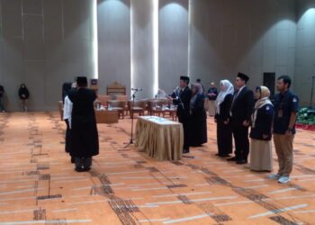 Pj Walikota  Ratu Dewa Menghadiri Pelantikan Anggota PPS Kota Palembang