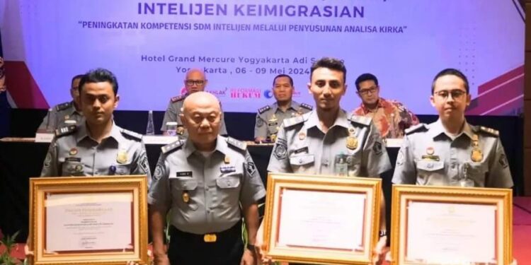 Kantor Imigrasi Takengon Menerima Piagam Penghargaan Pengelolaan LHI Tahun 2023