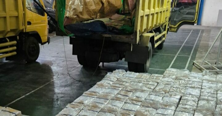 Bea Cukai Langsa Sita 2,73 Juta Batang Rokok Ilegal dan Dua Dump Truk