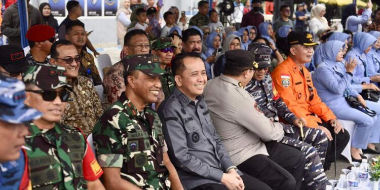 Pj Gubernur Agus Fatoni Apresiasi Penampilan Display Drumband Taruna Dan Taruni AAU 