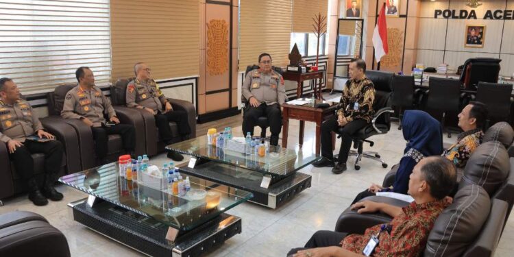 Kapolda Aceh Achmad Kartiko Terima Pejabat TVRI Aceh Dalam Rangka Audiensi
