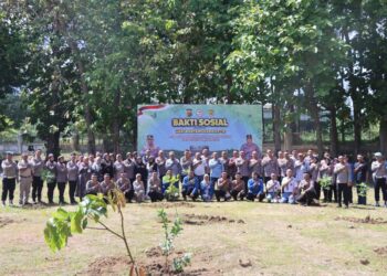 Baksos Hari Bhayangkara Ke 78, Polda Aceh Tanam Seribu Pohon Dan Bagikan Bibit Jagung