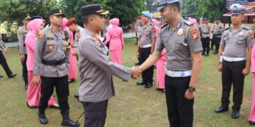 Kapolres Kampar Pimpin Upacara Kenaikan Pangkat Personil Periode 1 Juli 2024