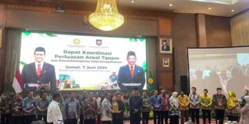 Hadiri Rakor Perluasan Areal Tanam, Aceh Singkil Terima Traktor Dan Alat Pompanisasi