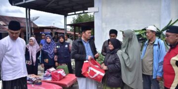 Pj. Bupati Bener Meriah Haili Yoga Tinjau Korban Kebakaran Di Kampung Bener Mulie