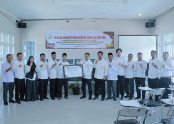 Asisten Perekonomian dan Pembangunan Sayutiman Buka Bimtek Pengawasan Perizinan LKPM