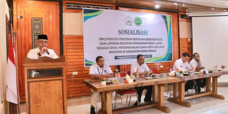 Asisten Perekonomian dan Pembangunan Sayutiman Buka Bimtek Pengawasan Perizinan LKPM