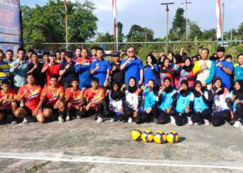 Buka Turnamen Bola Voli Kapolsek Minas Cup, Kompol Wan Mantazakka SH MH Ingatkan Pemain Tetap Jaga Sportivitas