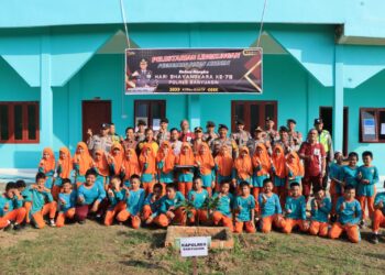 HUT Bhayangkara Ke- 78, Polres Banyuasin Menggelar Penanaman Pohon