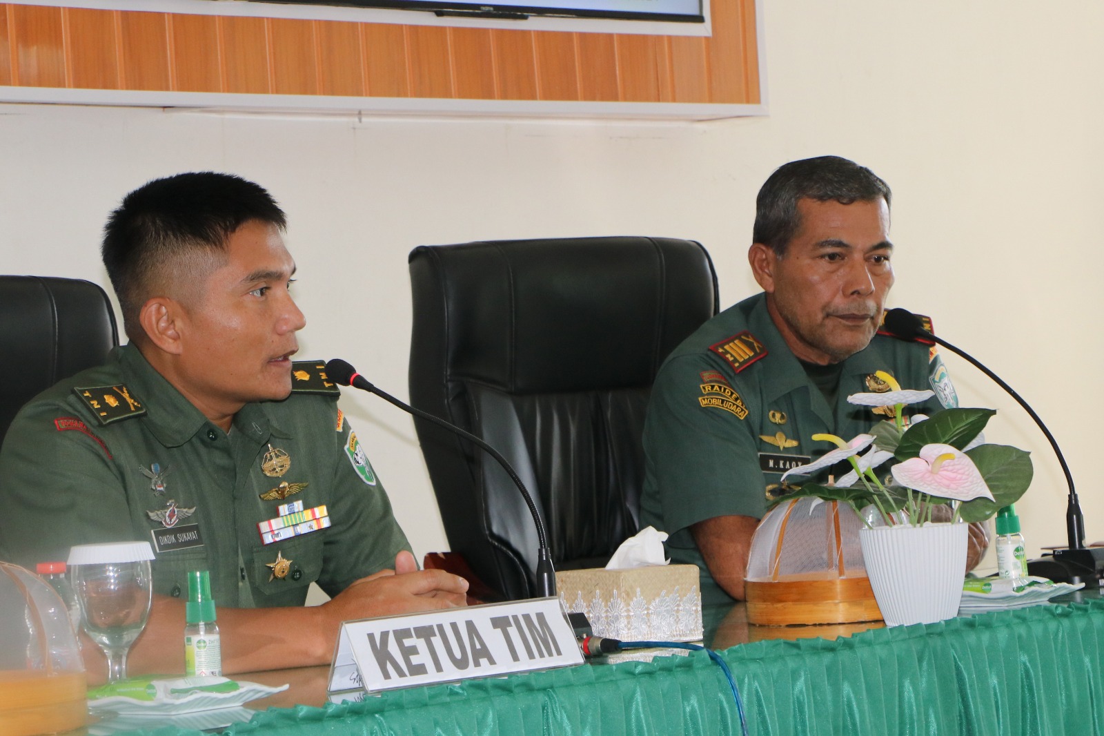 Amerikalik juftliklar jinsiy aloqa onlayn Ayollar hind porno rasmlar