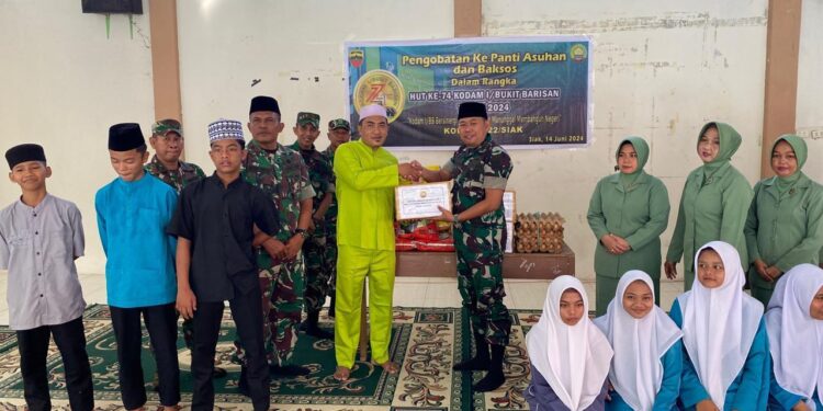 HUT Kodam I/BB ke-74, Kodim 0322/Siak Laksanakan Bakti Sosial Dan Penyerahan Sembako Di Panti Asuhan Assydiqiah
