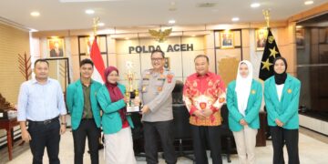 Raih Juara I, Tim Debat Hukum Polda Aceh Audiensi Dengan Kapolda Aceh