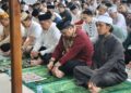 Kapolda Aceh Achmad Kartiko Sholat Ied Di Masjid Babutaqwa Polda Aceh