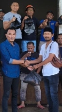 Ketua Pwi Kota Langsa Menyalurkan Daging Qurban