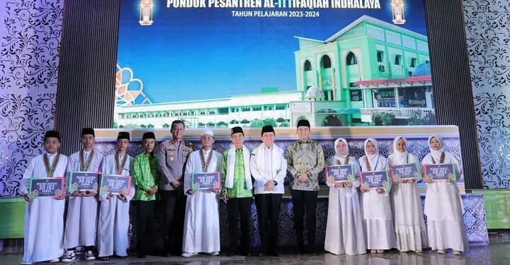 Menghadiri Haflah Akhir Sanah, Wisuda Dan HUT Ke 57 Ponpes Al-Ittifaqiah Indralaya