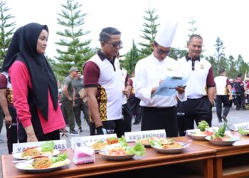 Semarak HUT Bhayangkara Ke 78, Lomba Memasak TNI-Polri Di Polres Bener Meriah 