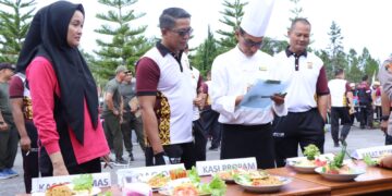 Semarak HUT Bhayangkara Ke 78, Lomba Memasak TNI-Polri Di Polres Bener Meriah 