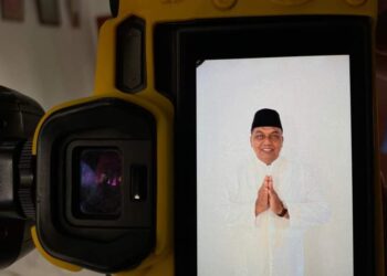 Nomor WA Mantan Bupati Aceh Singkil Dulmursid Diretas 