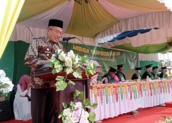 Wisuda SMP Muhammadiyah, Pj Bupati Aceh Singkil Azmi : Momen Penting Memajukan Pendidikan Islam